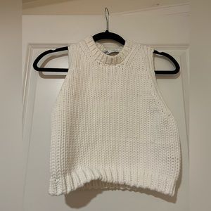 Zara xl but one size fits all white knitted crop top